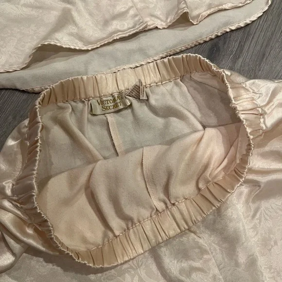 Vintage Victoria’s Secret Gold label 2 piece pajama set - Picture 10 of 12